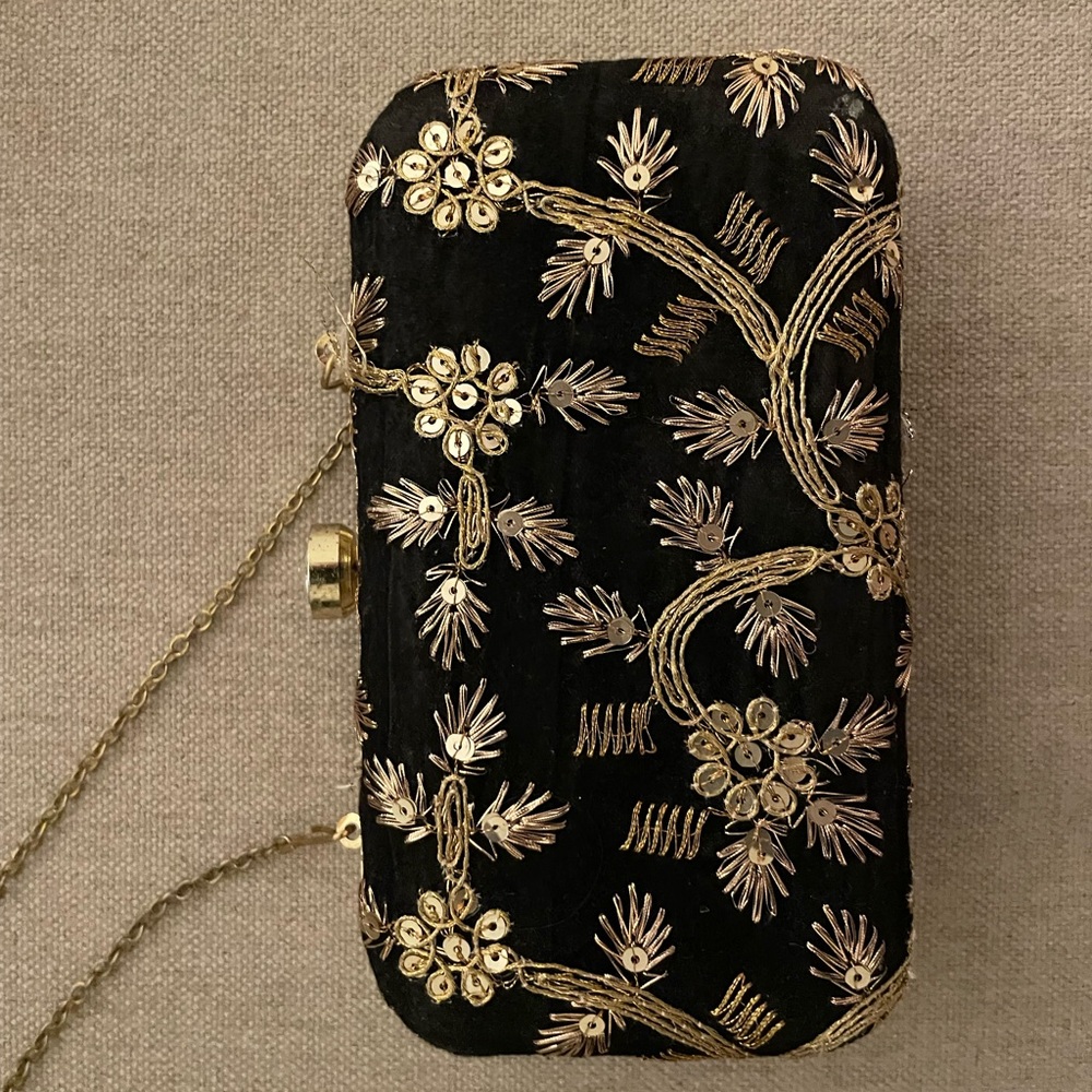 Elegant Black and Gold Embroidered Clutch